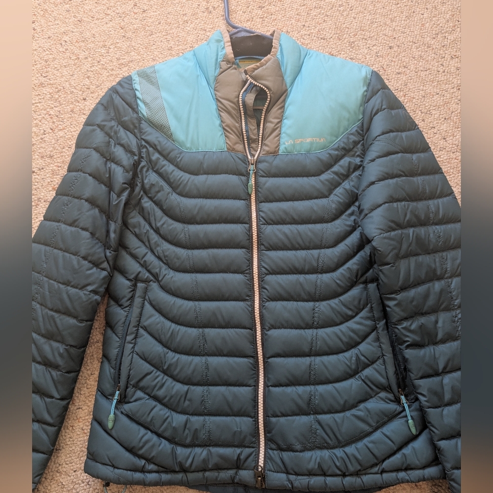 La Sportiva down jacket women's small